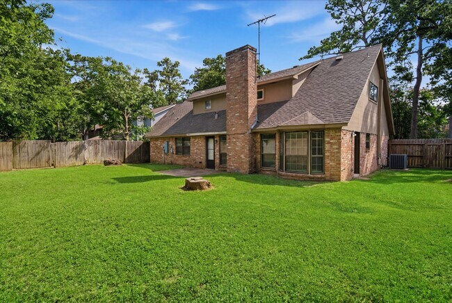 Building Photo - 7019 Oak Bough Dr