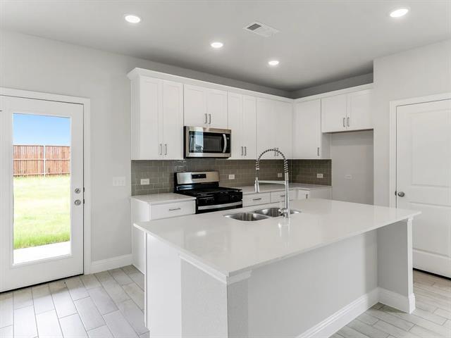 Building Photo - 427 Magellan Rd