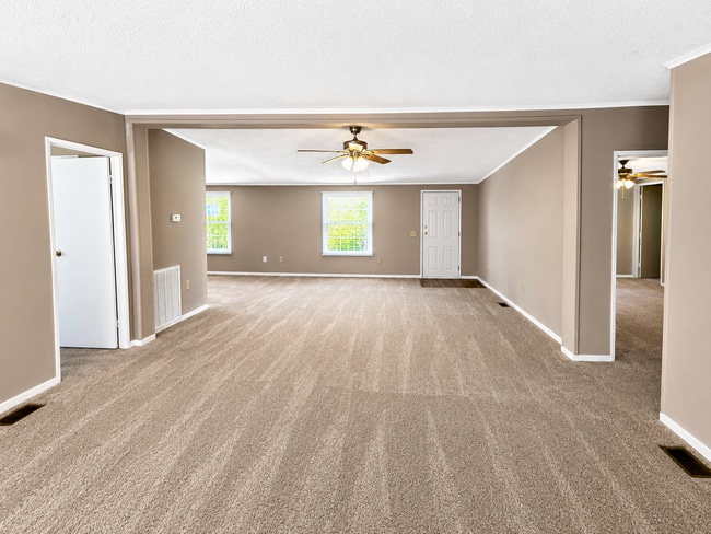 Building Photo - 801 Jetty Ct
