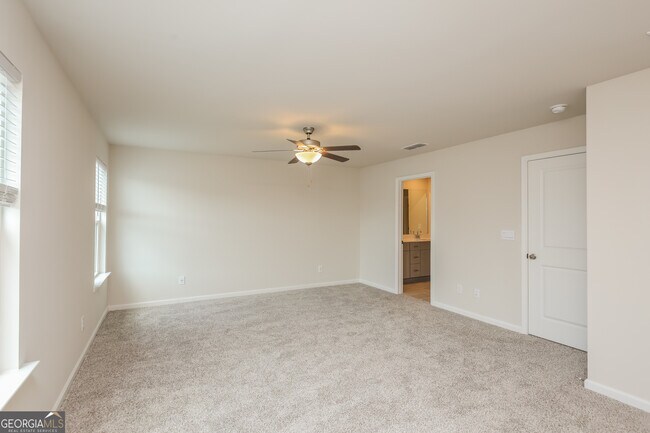 Building Photo - 1347 Sunny Lk Dr
