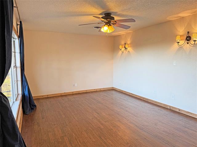 Building Photo - 1017 County Rd 914A