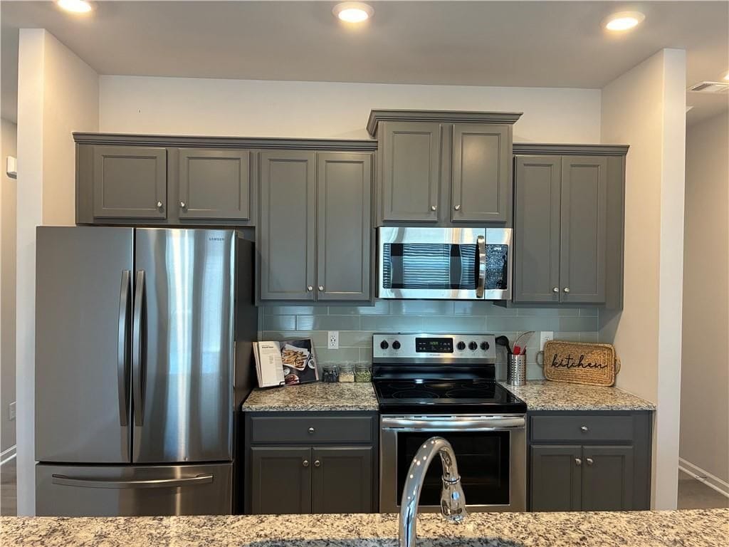 Building Photo - 400 Whitetail Cir
