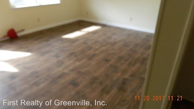 Building Photo - 4 br, 2 bath House - 342  Cunningham St