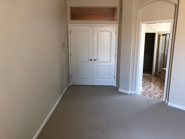 Building Photo - Broadstone 3 Bedroom + Office AND a 3 Car Garage Single Story with Low Maintenance Backyard