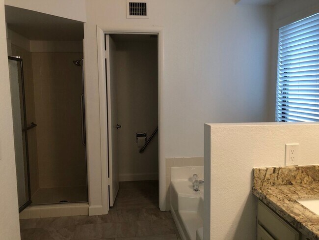 Building Photo - 2343 Leisure World