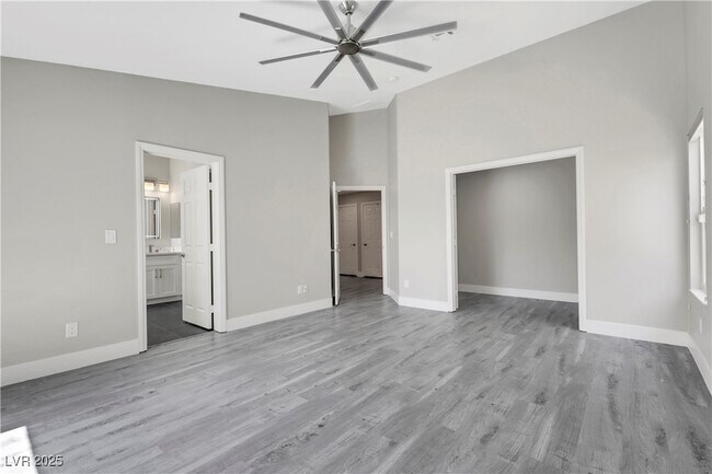 Building Photo - 7379 Majestic Bluff Pl