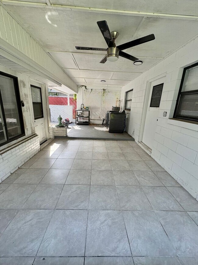 Building Photo - 1395 Neptune Rd