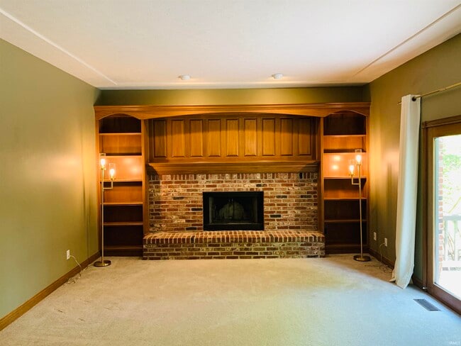 Building Photo - 18325 Forest Terrace