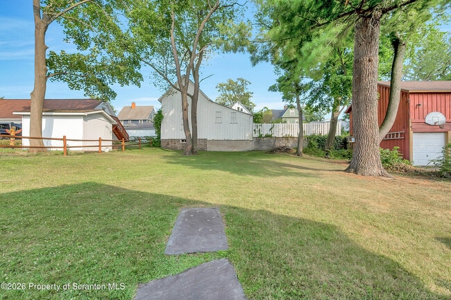 Building Photo - 1724 Monsey Ave