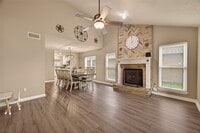Building Photo - 12110 Essenbruk Dr