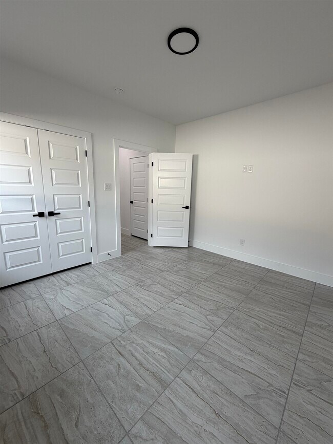 Building Photo - 1532 Consejero Ln