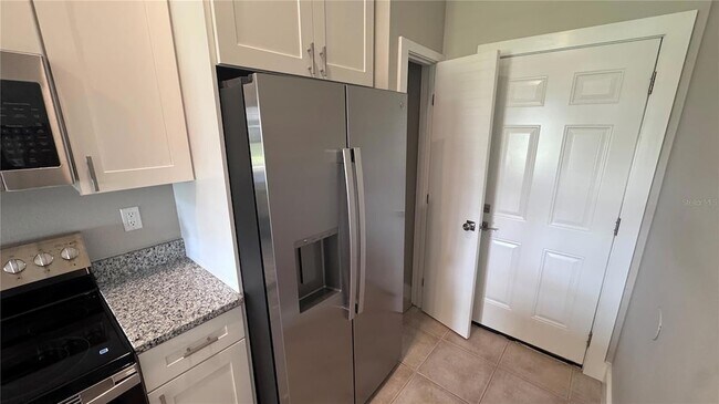 Building Photo - 11728 Shirburn Cir