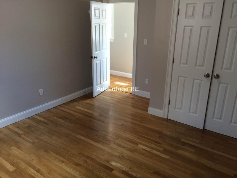 Building Photo - 23 St Lukes Rd