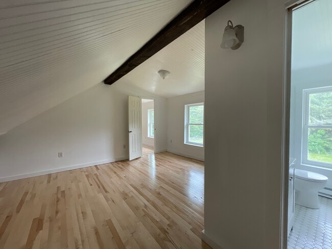 Building Photo - Buxton