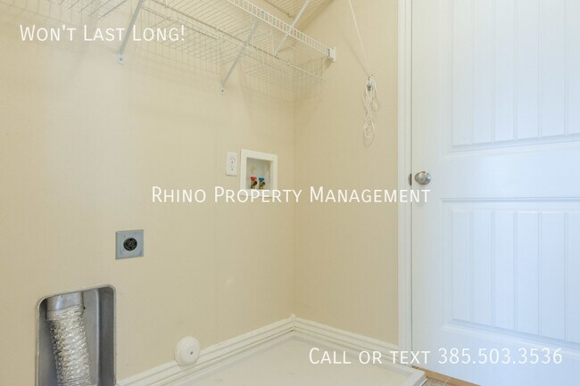 Building Photo - 56 E Resaca Dr