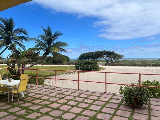 Primary Photo - 9241 Collins Ave