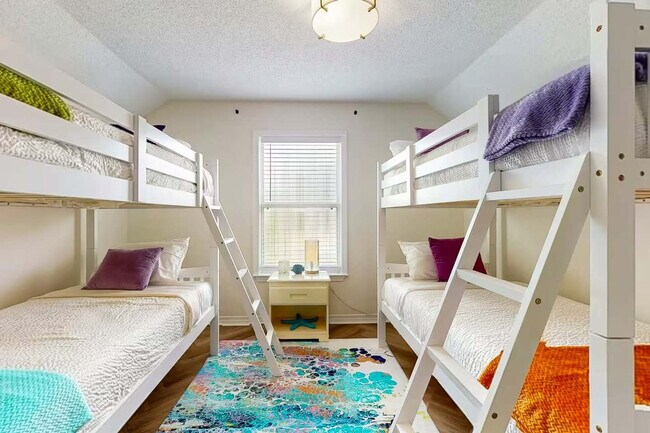 Building Photo - 5111 Keystone Dr