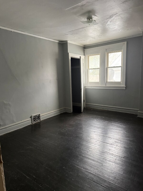 Building Photo - 917 N Winnebago St