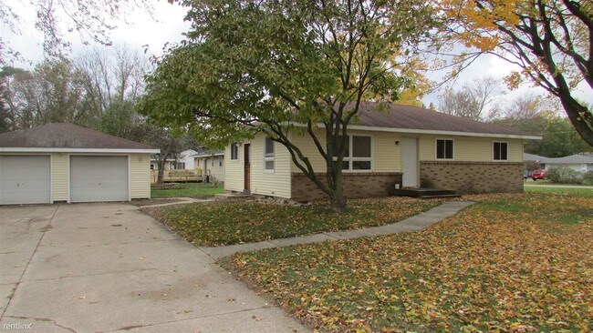 Primary Photo - 3 br, 1 bath House - 8325 Briarwood Ave