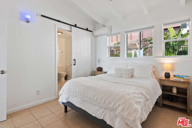 Building Photo - 22609 Pacific Coast Hwy