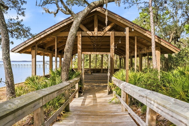 Building Photo - 374 Lilly Bell Ln