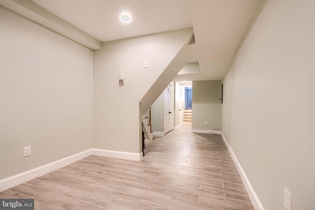 Building Photo - 3533 Keswick Rd