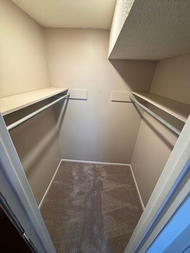 Interior Photo - The Oaks Apartments