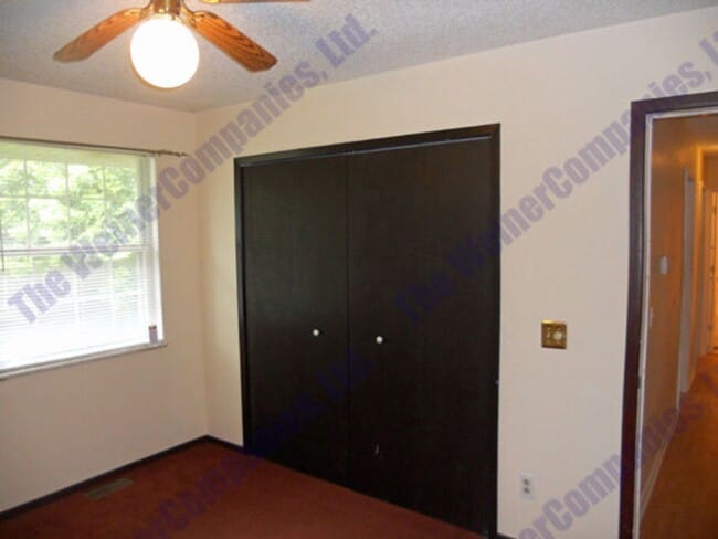 Building Photo - Sublease Available Beginning December 1st