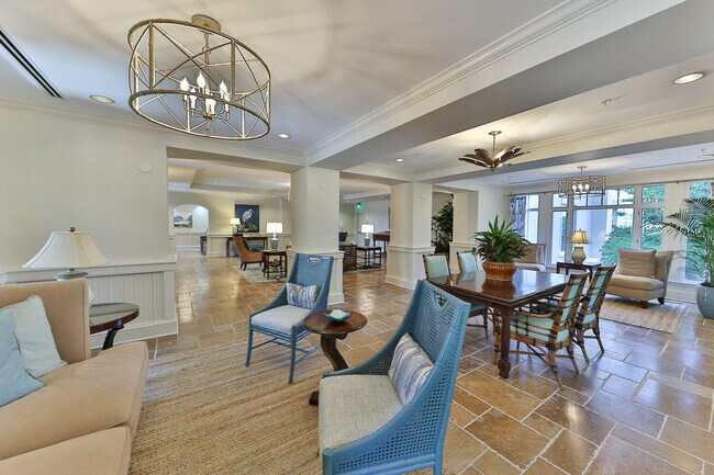 Building Photo - 400 Kelly Plantation Dr