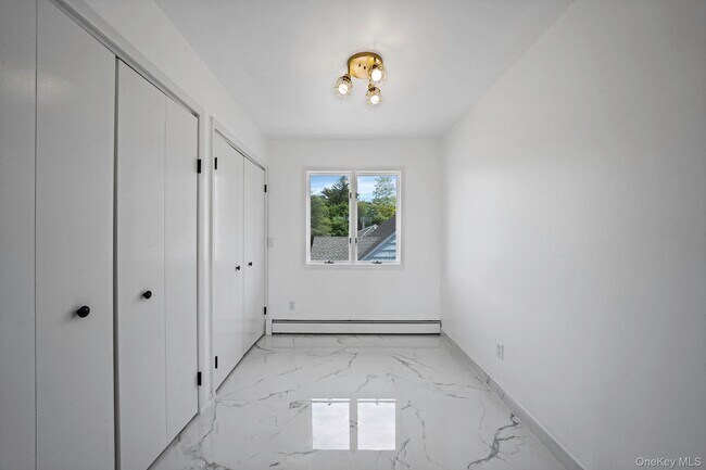 Building Photo - 41 Pace Dr