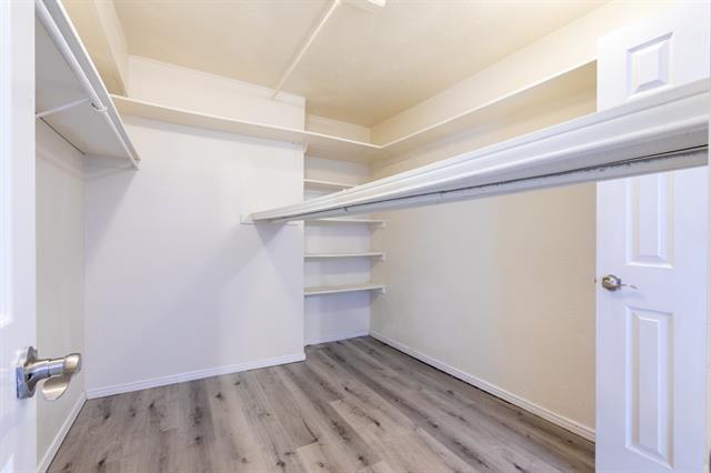 Building Photo - 14215 Haymeadow Dr