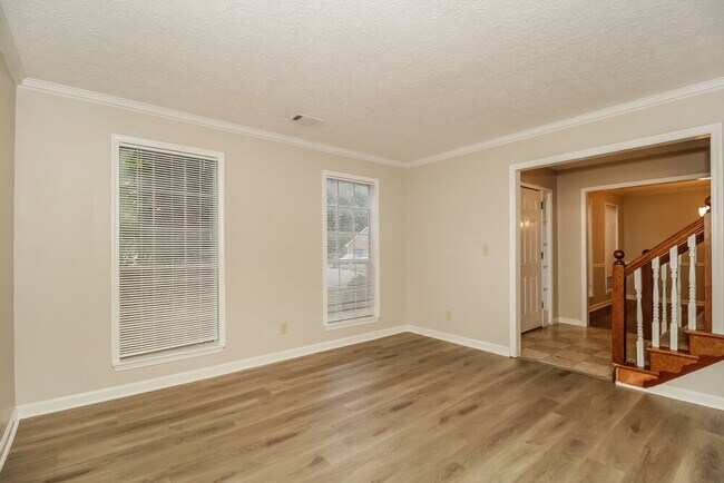 Building Photo - 435 Standing Rock Dr