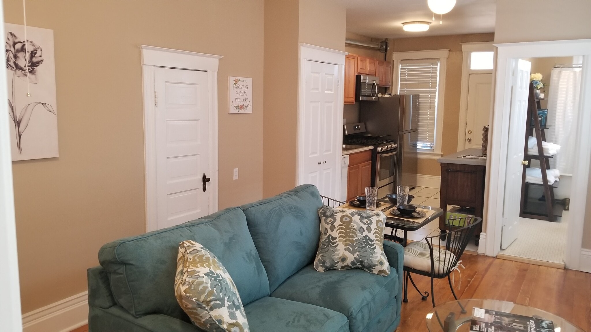 Building Photo - 210 S Logan St