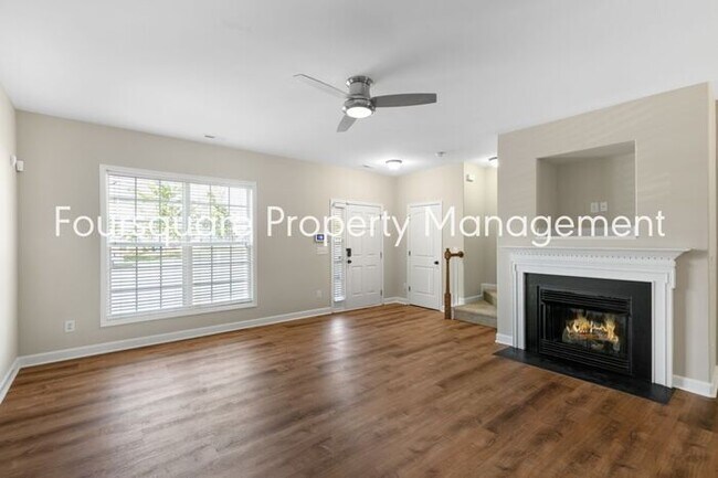 Building Photo - Cozy Townhome with Fireplace, Private Back Patio,  Near US-1, I-540 & Shopping