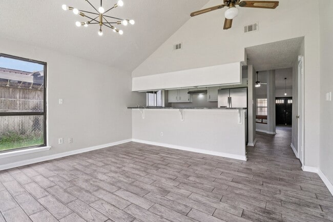 Building Photo - 11306 Bayou Pl Ln