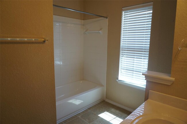 Building Photo - 14815 Avery Ranch Blvd