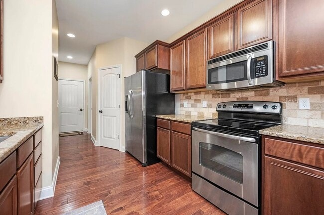 Building Photo - 2408 Geppa Ct