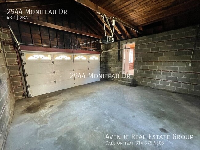 Building Photo - 2944 Moniteau Dr