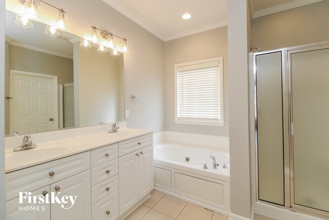 Building Photo - 4831 Diane Ct