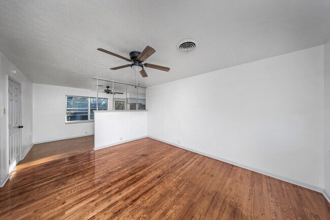 Building Photo - 5860 NW Dearborn Ave