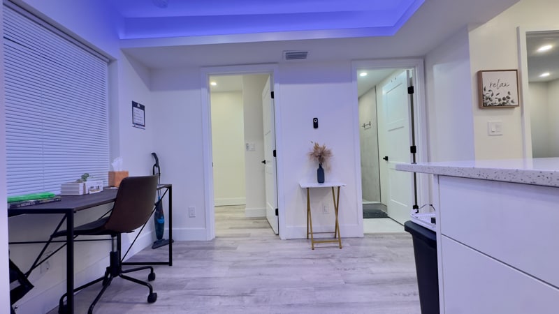 Building Photo - 617 Riverview Blvd