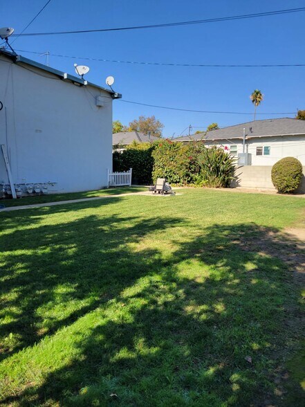 Building Photo - 244 Garnet Way