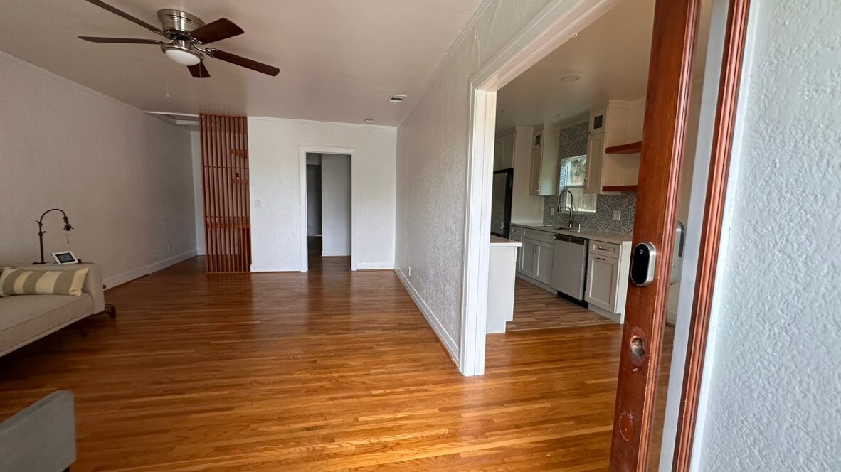 Living Room - 3351 Hamilton Way