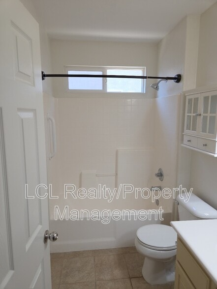 Building Photo - 1261 Reinhart St
