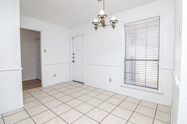 Building Photo - 2603 Caldera Blvd