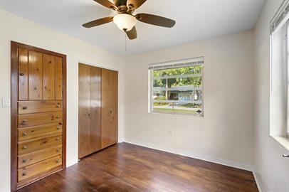 Building Photo - 420 N Fairview Ave