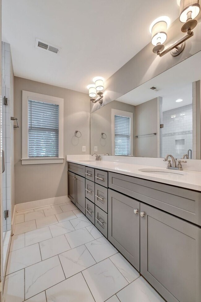 Building Photo - Charming 3-Bedroom Home in the Heart of The Nations