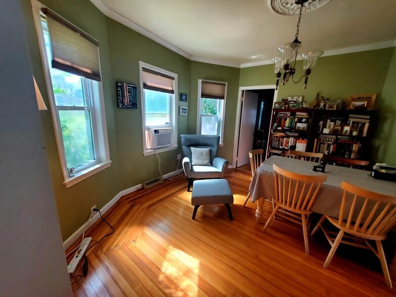 Dining room - 59 Cameron Ave