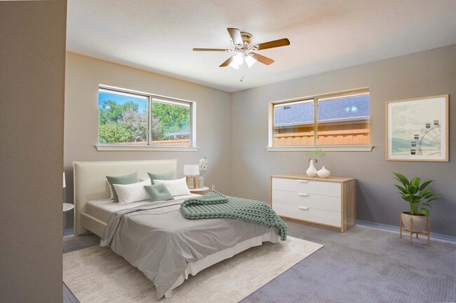 Building Photo - Gorgeous Prestonwood home with in-ground pool & large yard