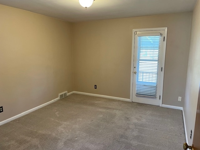 Building Photo - 208 Catalpa Dr